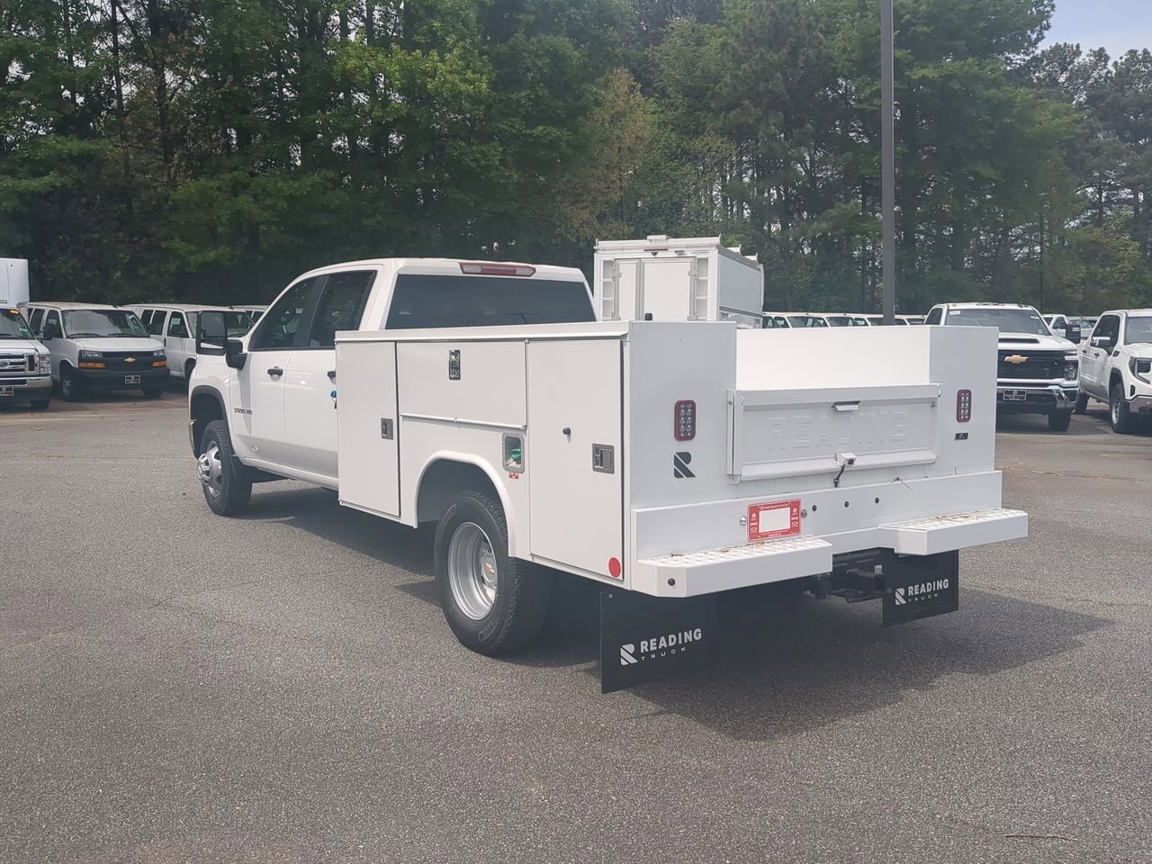 New 2026 Summit White Chevrolet Work Truck image 6