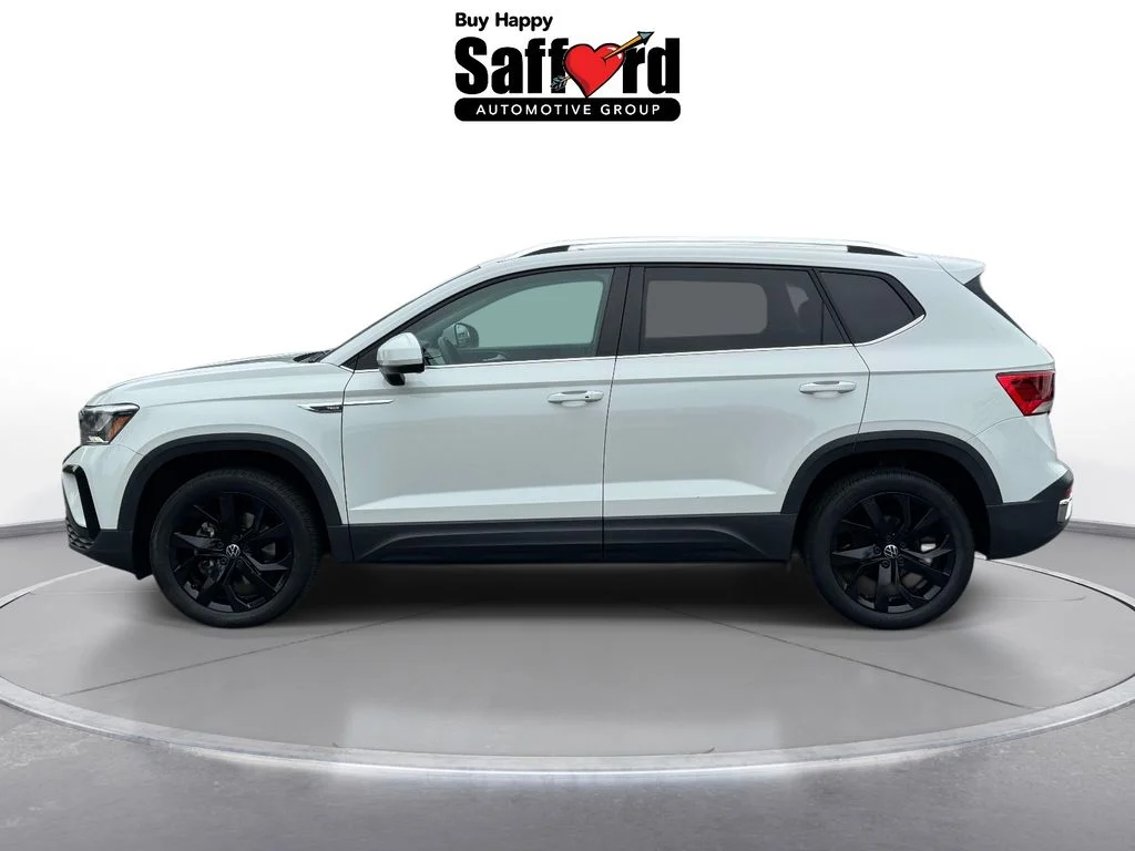 Used 2023 White Volkswagen 1.5T SE image 5