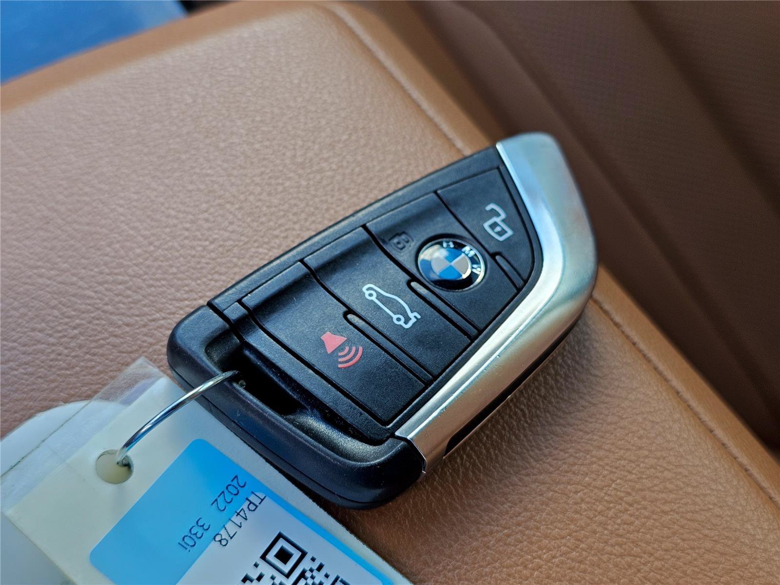 2022 BMW 3 Series 330i - Photo 31