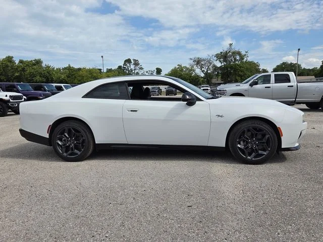 New 2026 White Knuckle Exterior Paint Dodge R/T image 8
