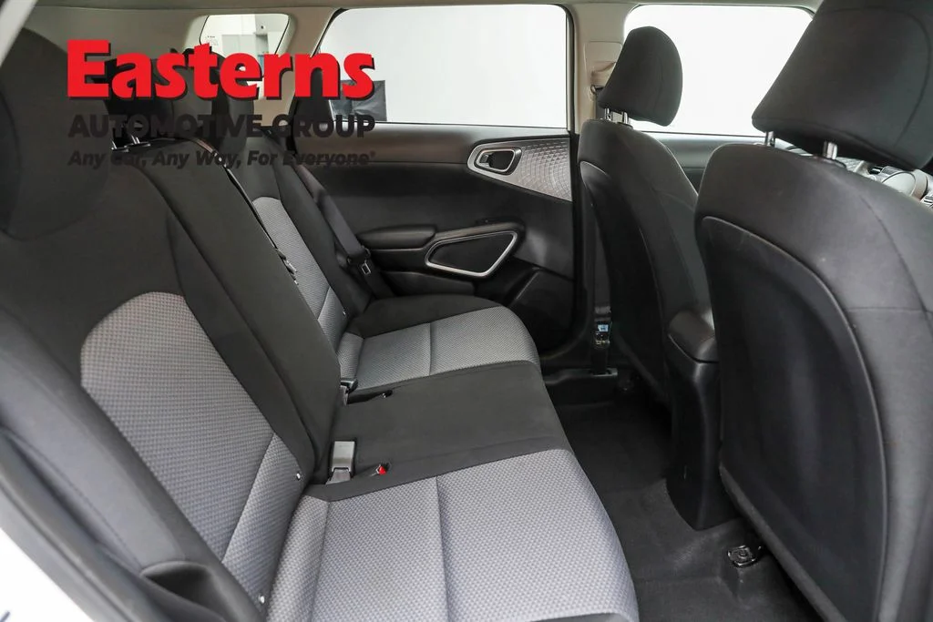 Used 2023 White Kia LX image 22