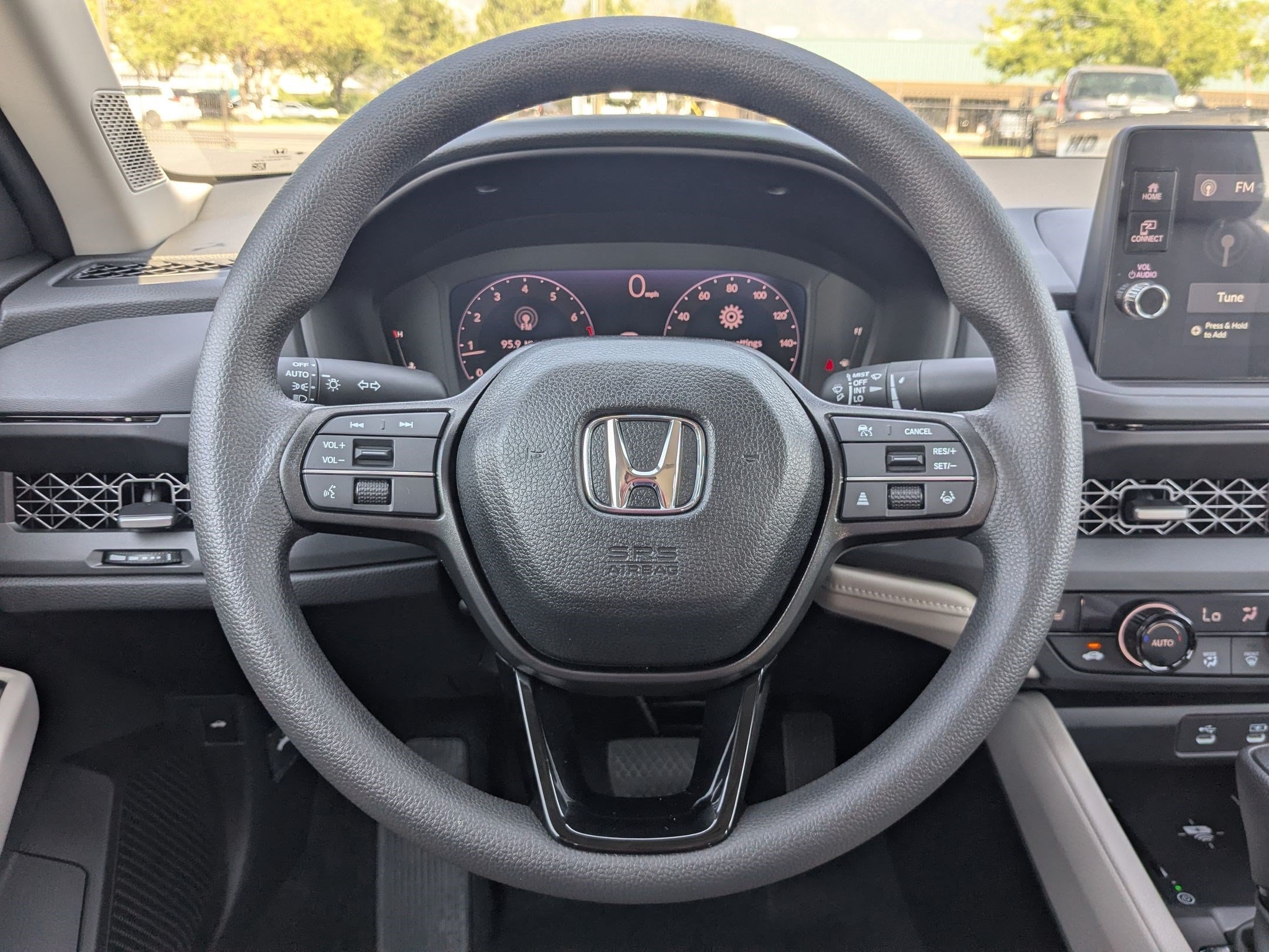New 2026 Platinum White Pearl Honda SE image 13