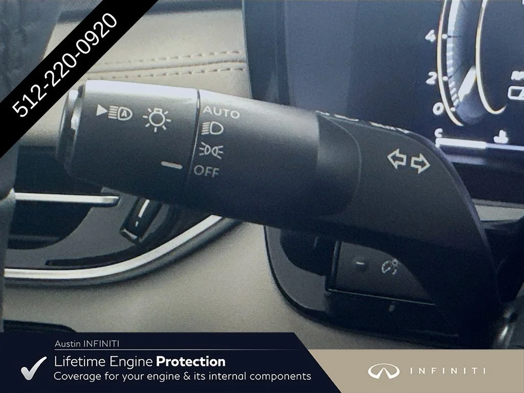 New 2027 RADIANT WHITE INFINITI LUXE image 14