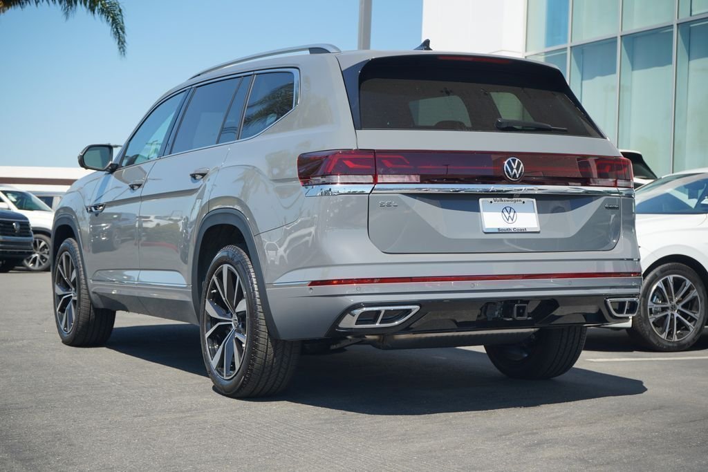 2025 Volkswagen Atlas SEL Premium R-Line - Photo 3