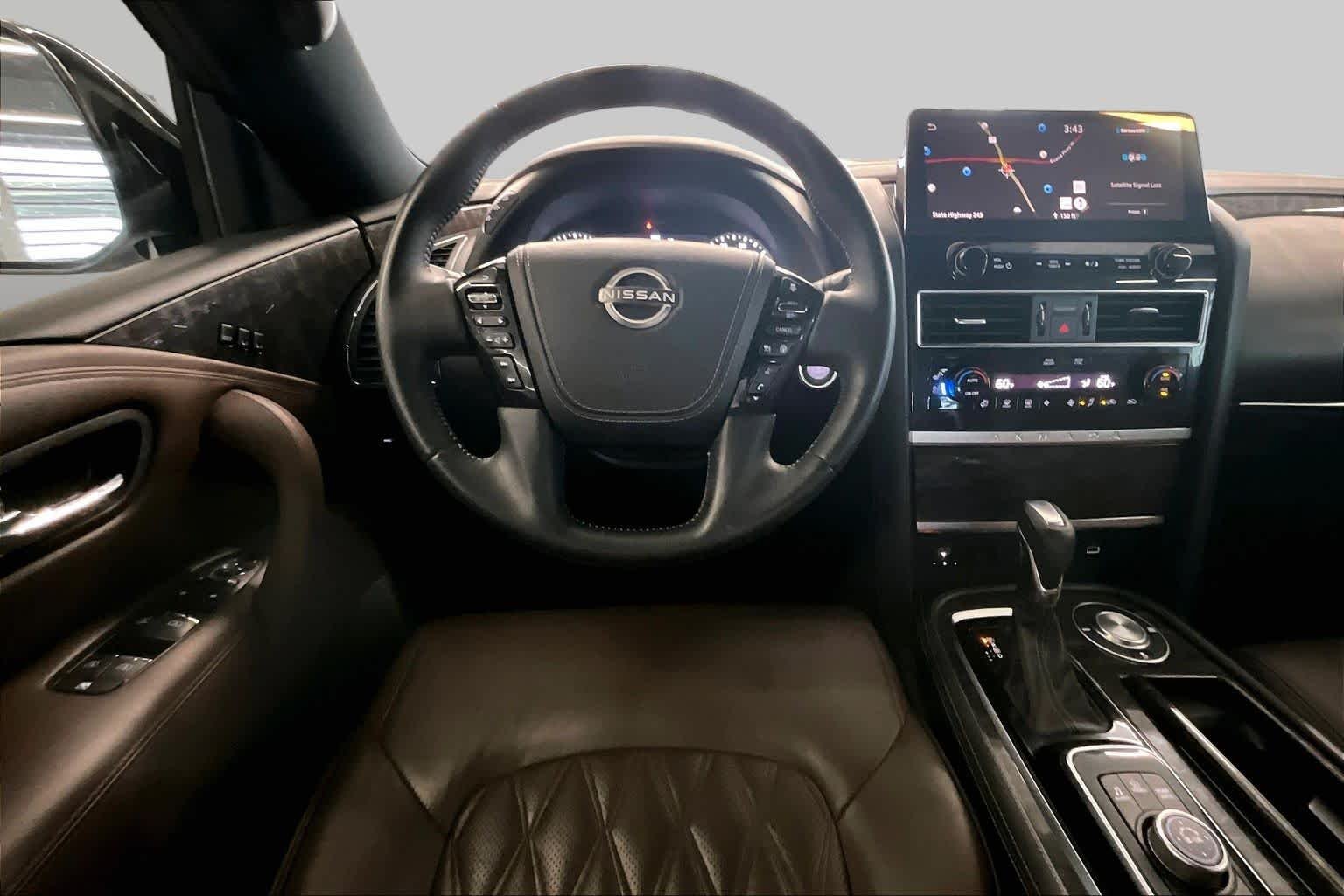 Used 2023 Aspen White Tricoat Nissan Platinum image 6