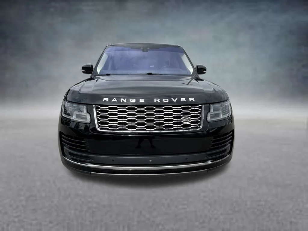 Used 2020 Santorini Black Land Rover HSE image 8