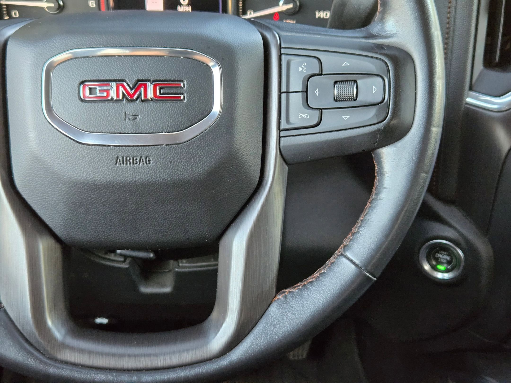 Used 2022 Summit White GMC AT4 image 22