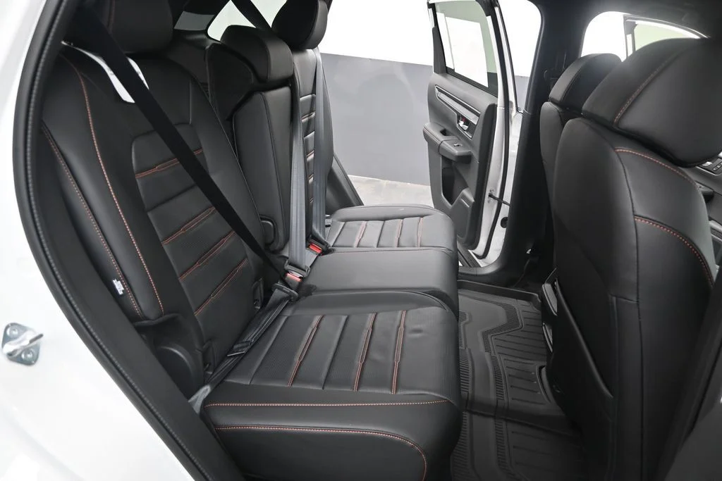 New 2026 Platinum White Pearl Honda Sport Touring image 18