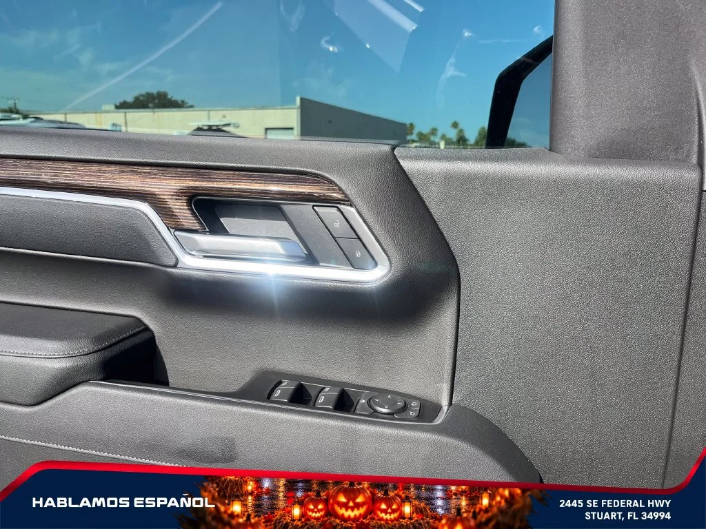 New 2026 Sterling Metallic GMC Elevation image 22