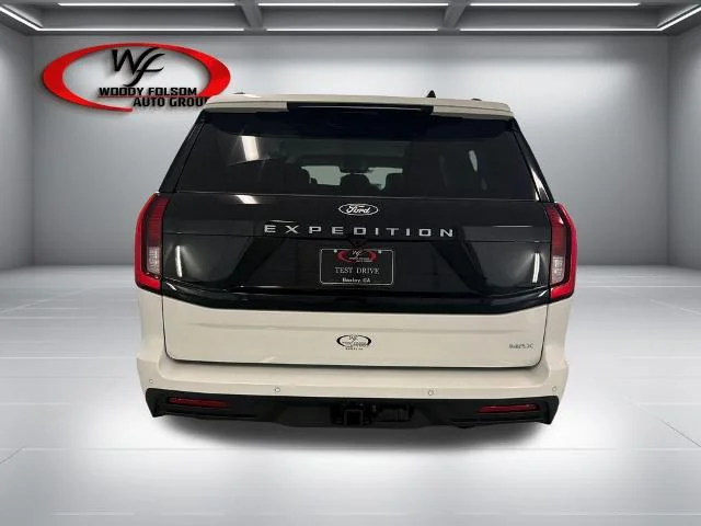 New 2027 Star White Metallic Tri-Coat Ford MAX Active image 23