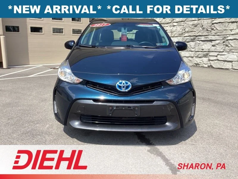 Used 2017  Toyota Four image 2