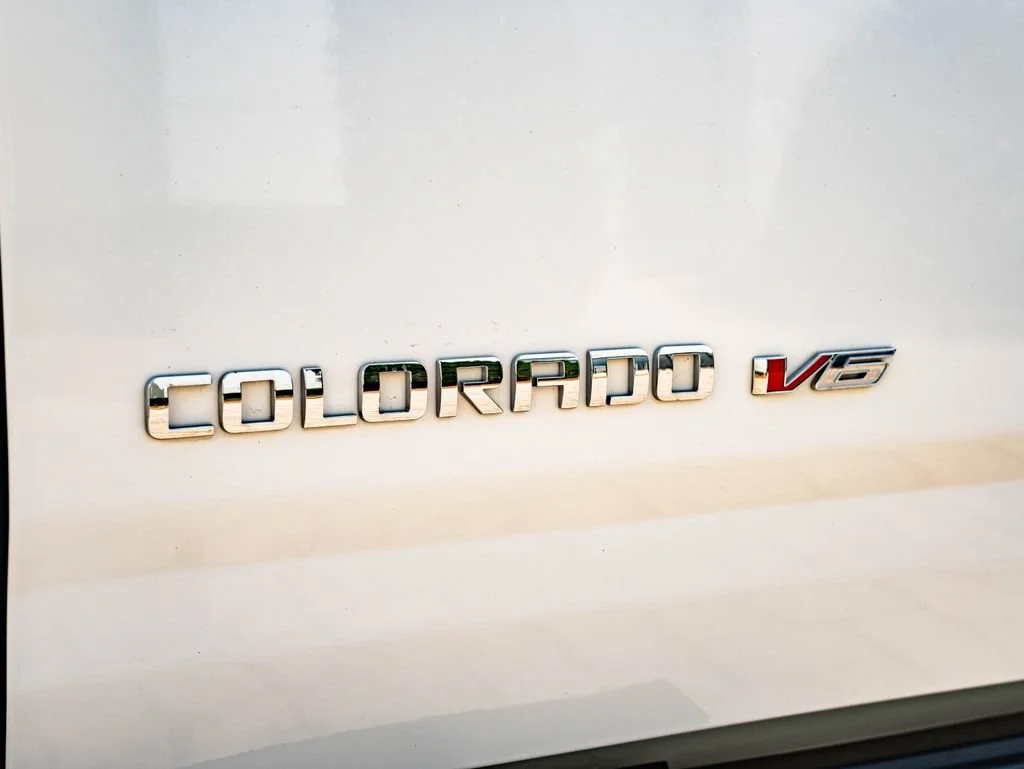 Used 2020 Summit White Chevrolet Work Truck image 16
