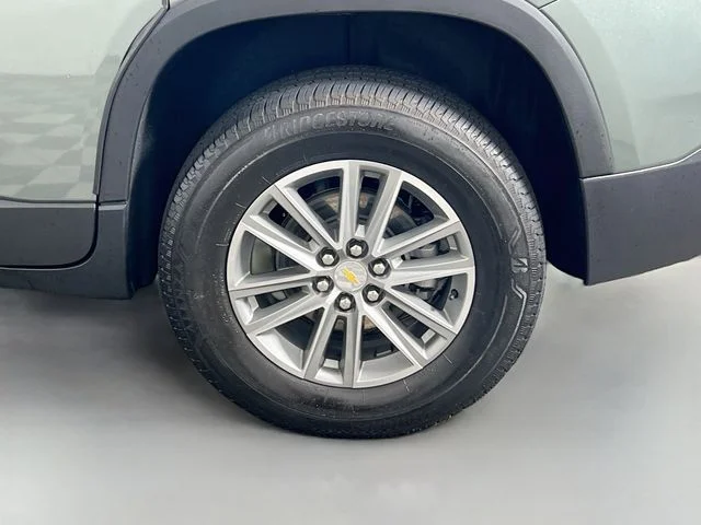 Used 2022 Gray Chevrolet 1LT image 36