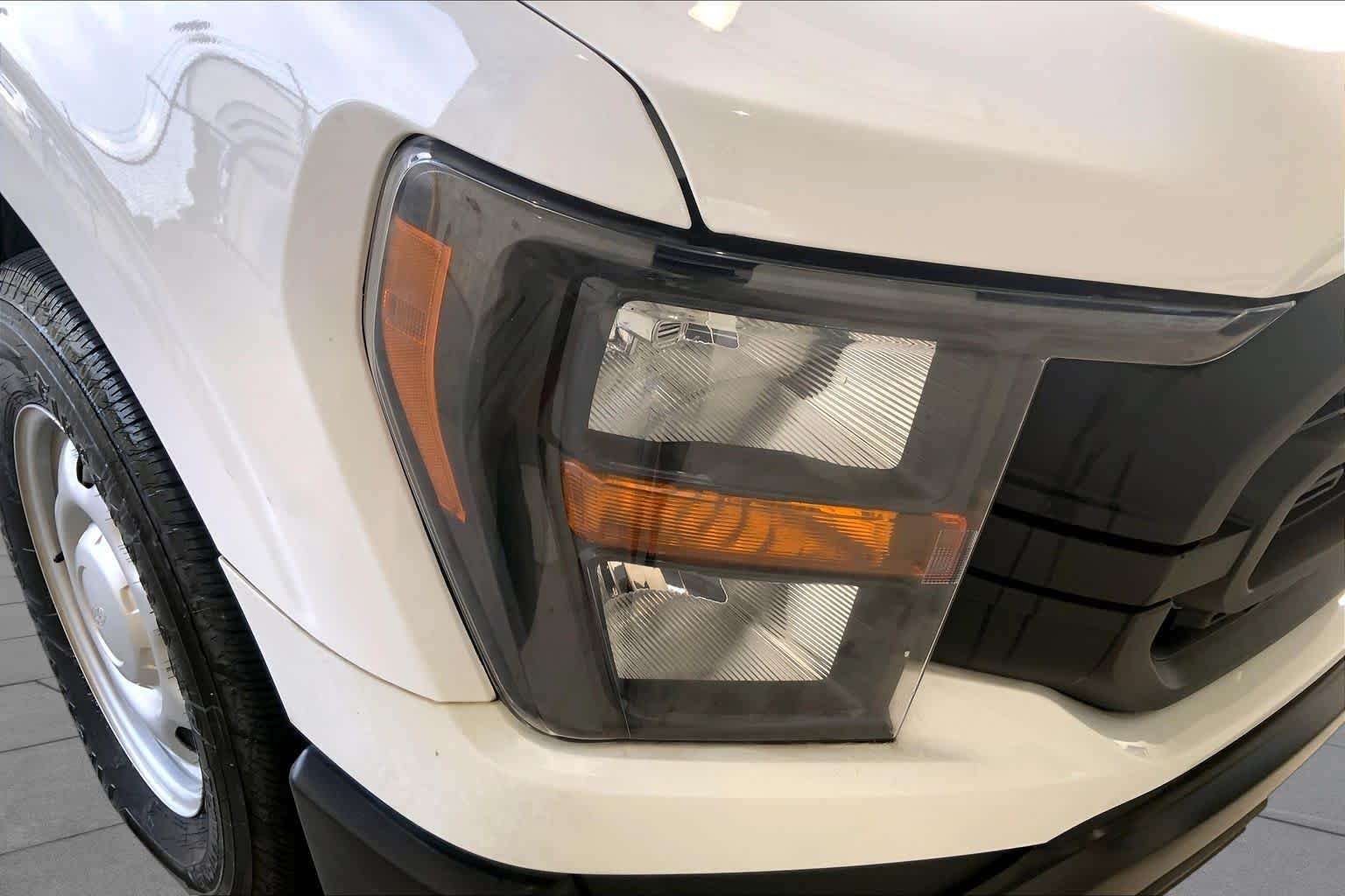 Used 2023 Oxford White Ford XL image 22