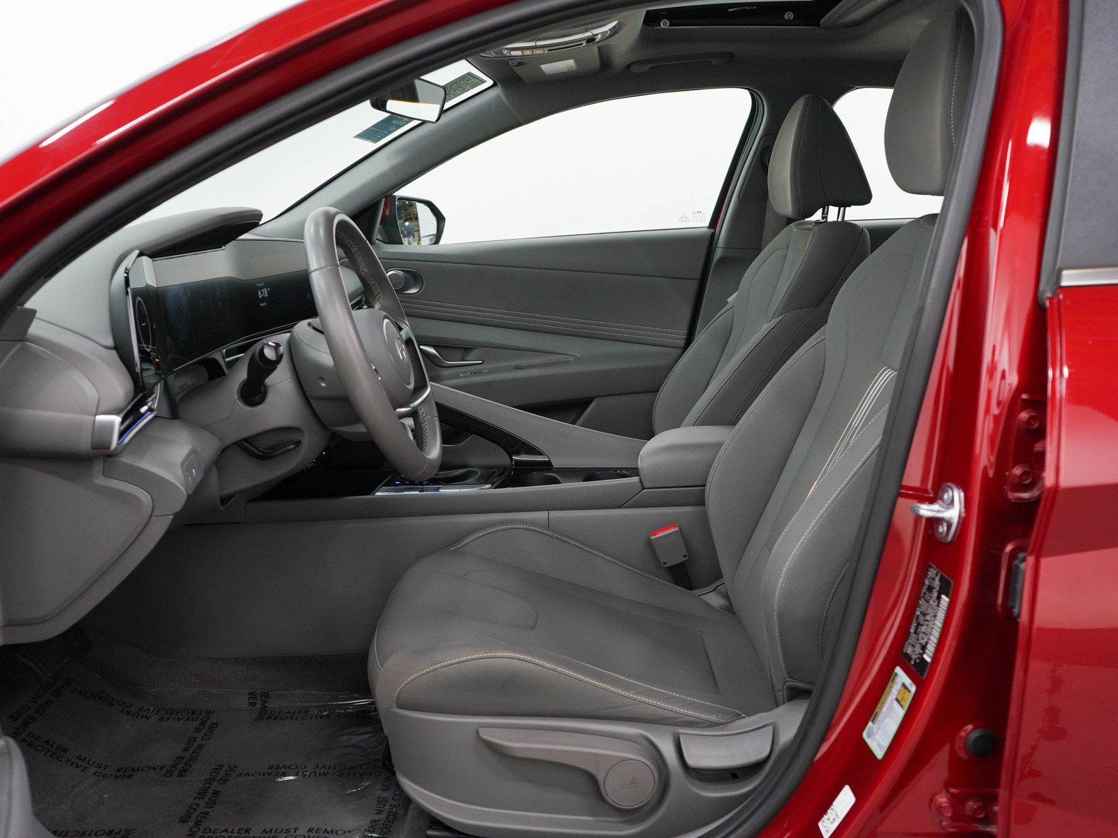 Used 2025 Ultimate Red Hyundai SEL Convenience IVT image 42