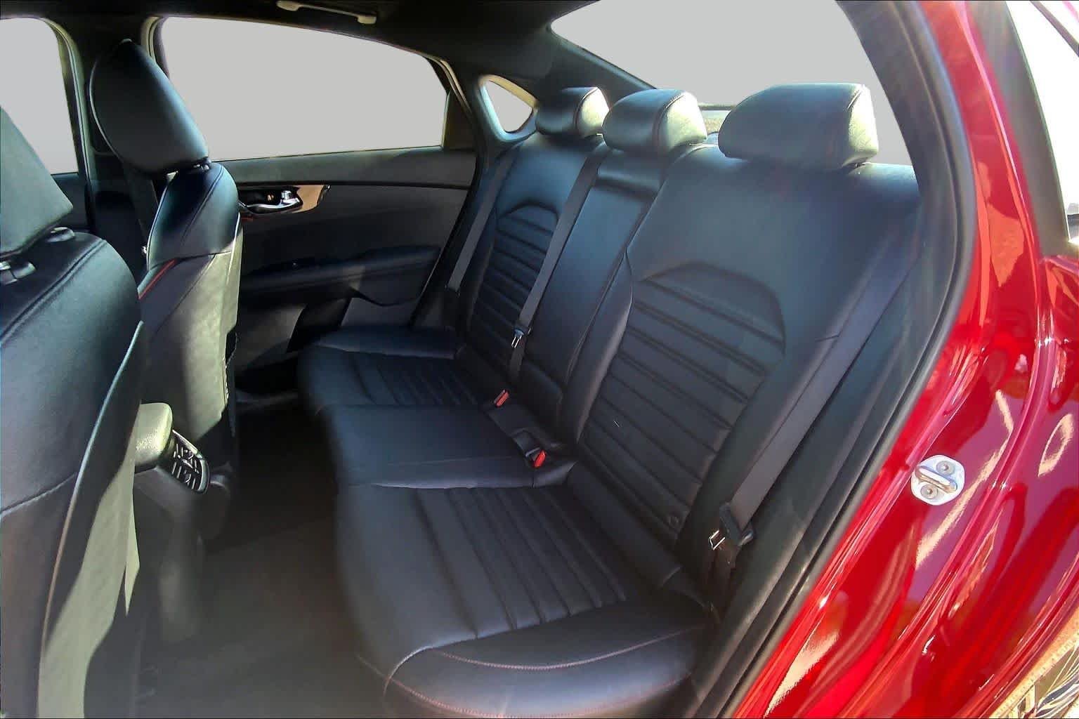 Used 2023 Currant Red Kia GT image 21