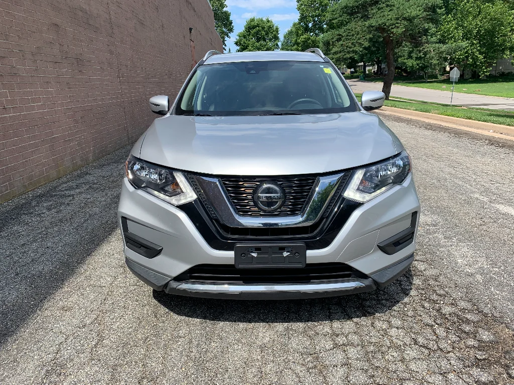Used 2019 Brilliant Silver Metallic Nissan SV image 2