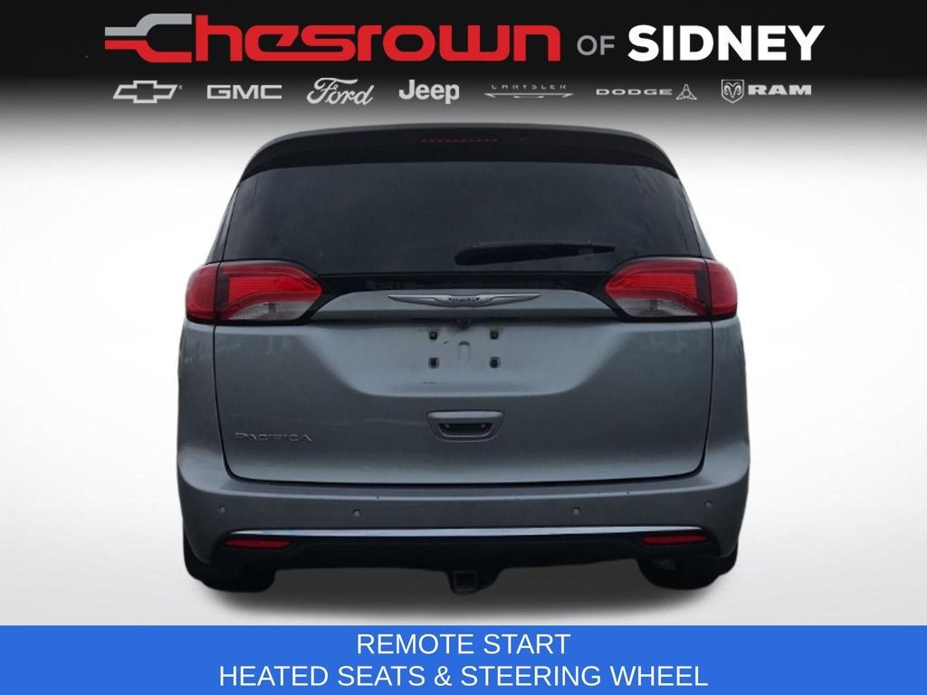 Used 2019 Silver Chrysler Touring L image 14
