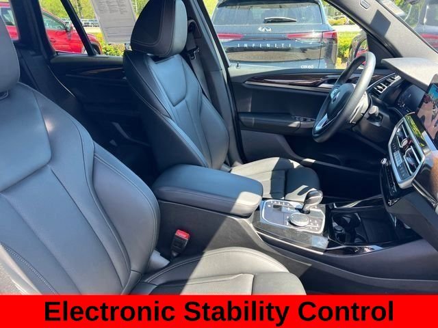 Used 2024 Blue Metallic BMW xDrive30i image 54