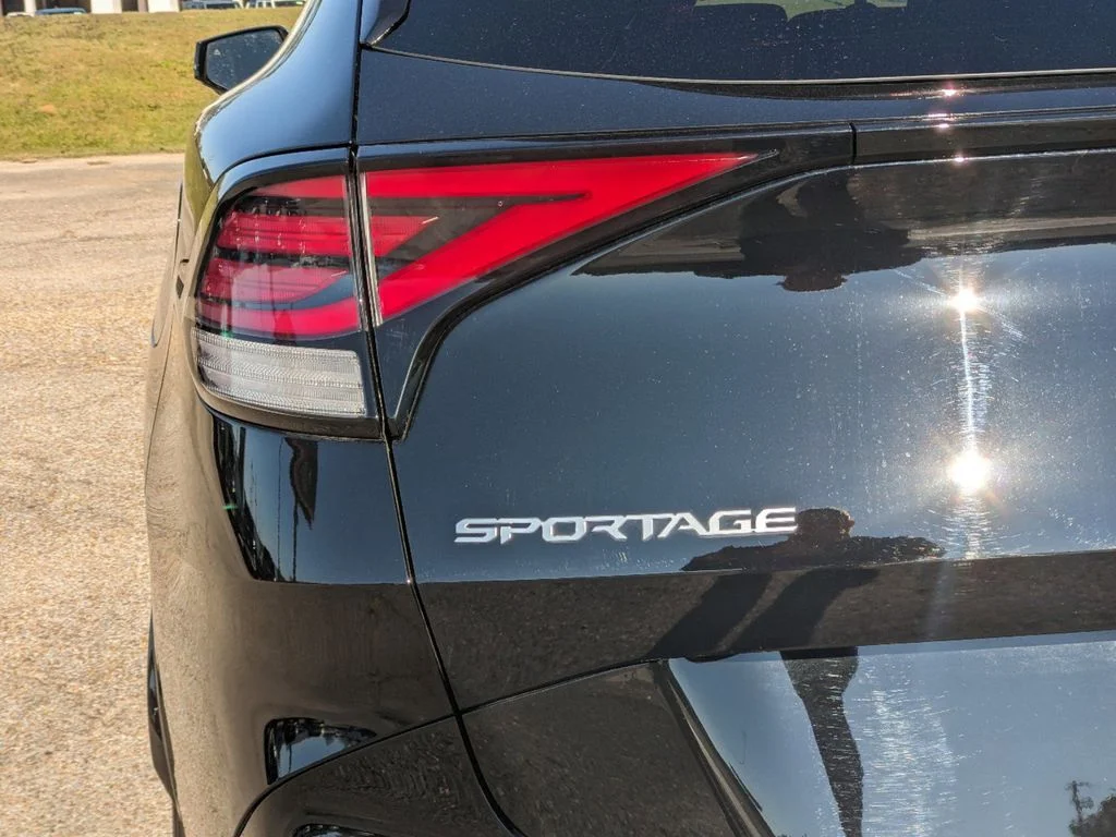 New 2024 Ebony Black Kia SX Prestige image 17