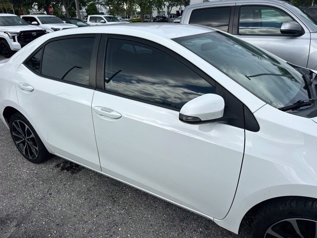 Used 2017 Super White Toyota SE image 9