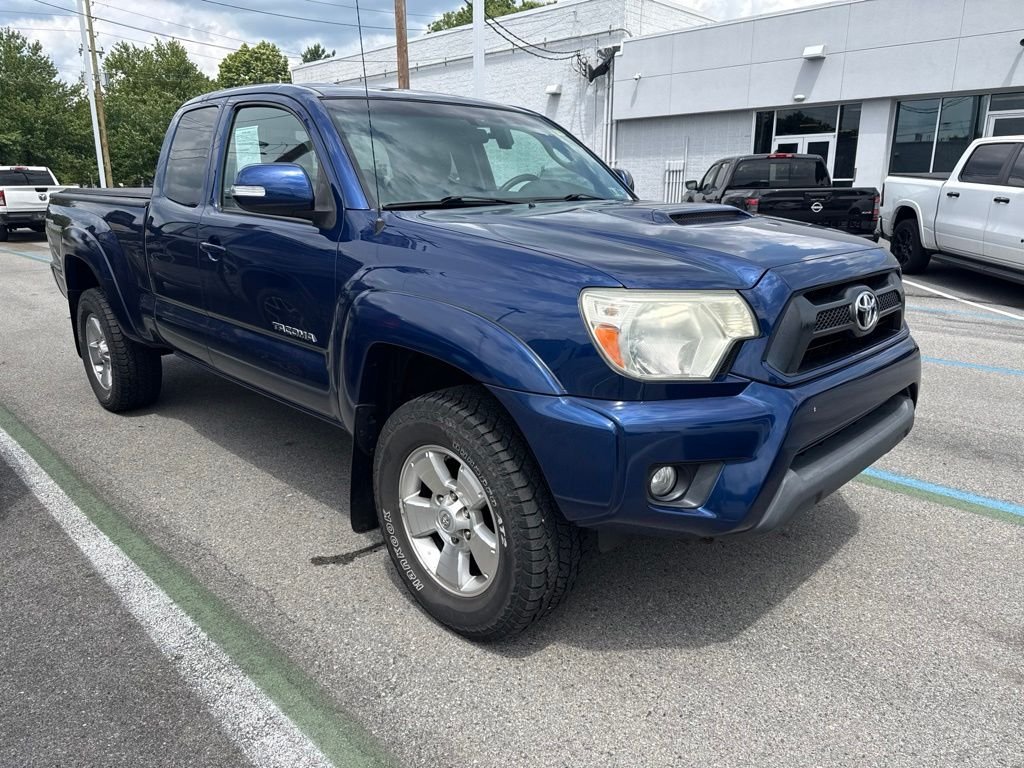 Used 2015 Blue Toyota Base image 1