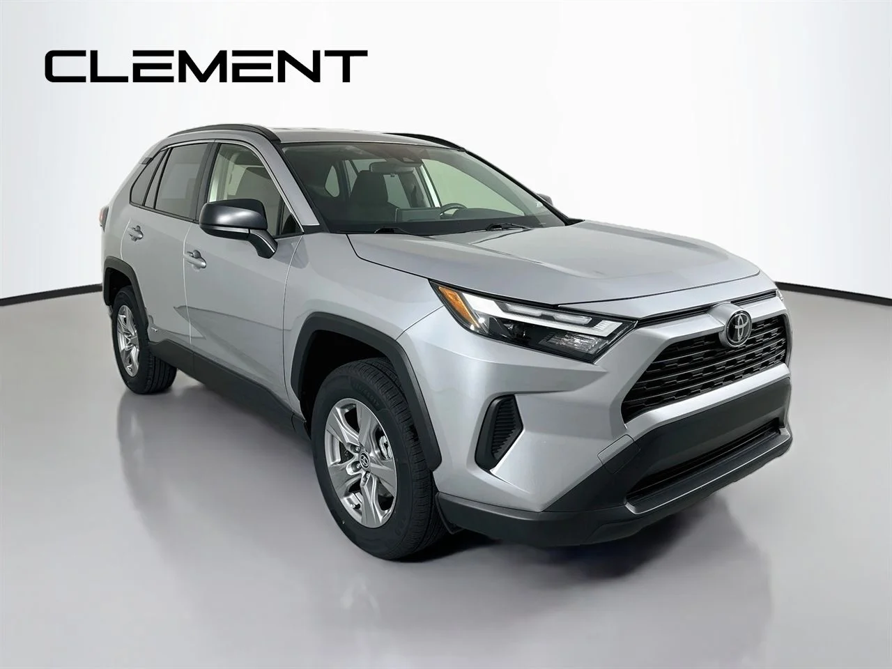 Certified Used 2025 Silver Sky Metallic Toyota LE image 5
