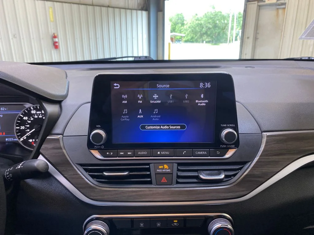 Used 2025 Black Nissan 2.5 SV image 36