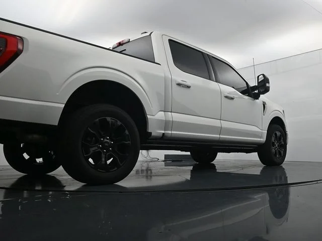 Used 2022 White Ford Platinum image 35