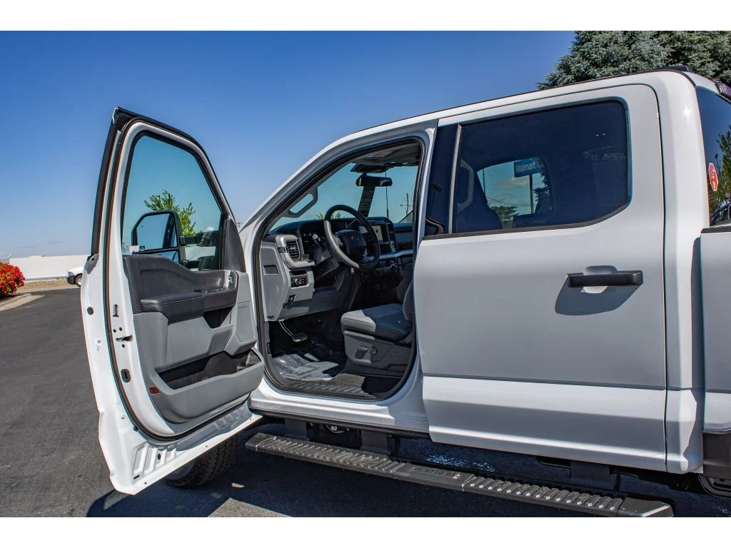 New 2026 OXFORD WHITE Ford XLT image 25