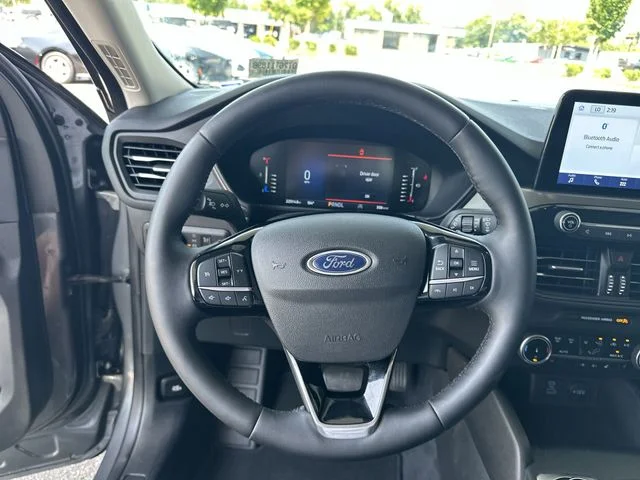 Used 2023 Gray Ford Active image 15