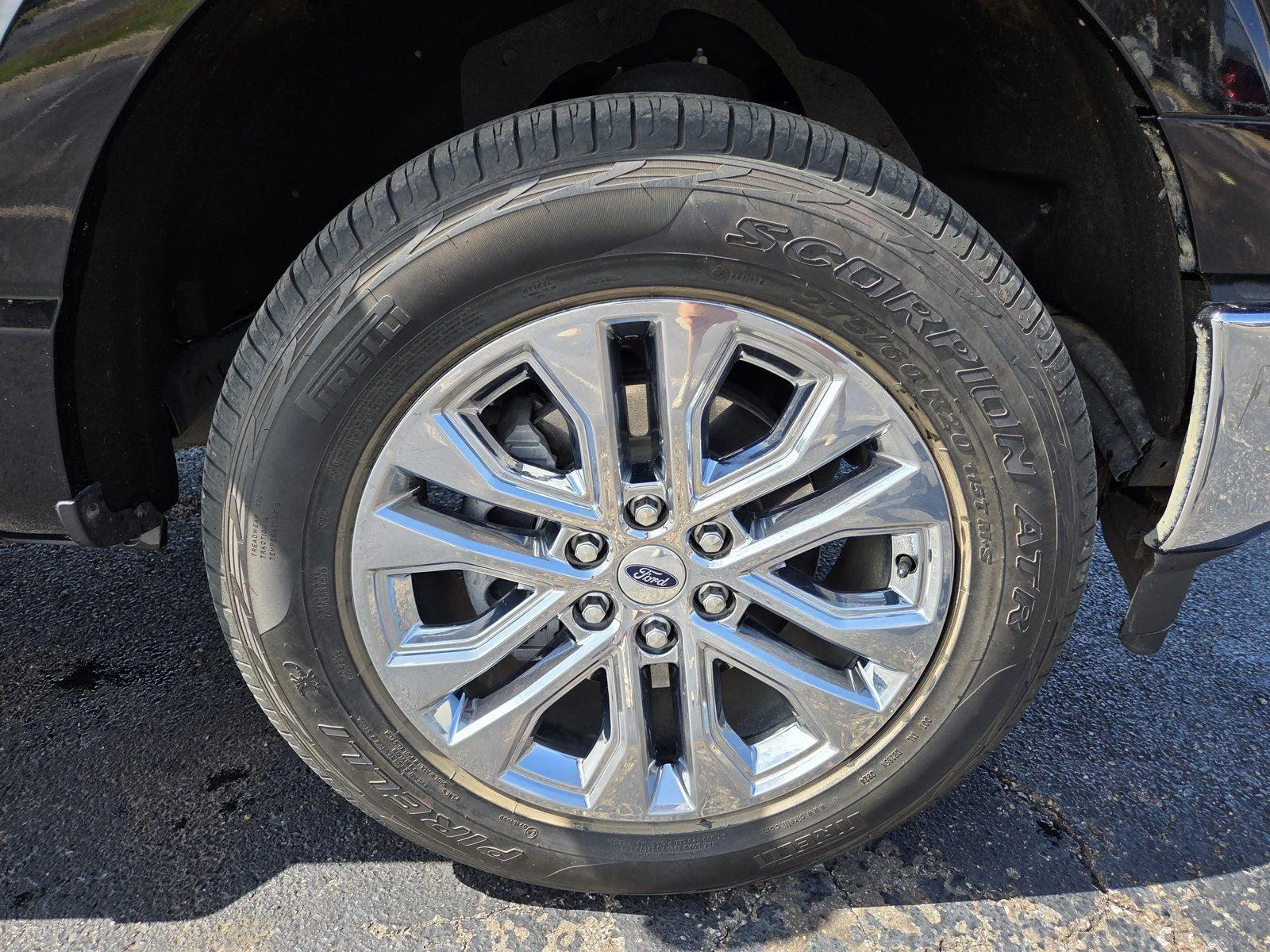Used 2024 Agate Black Ford XLT image 34