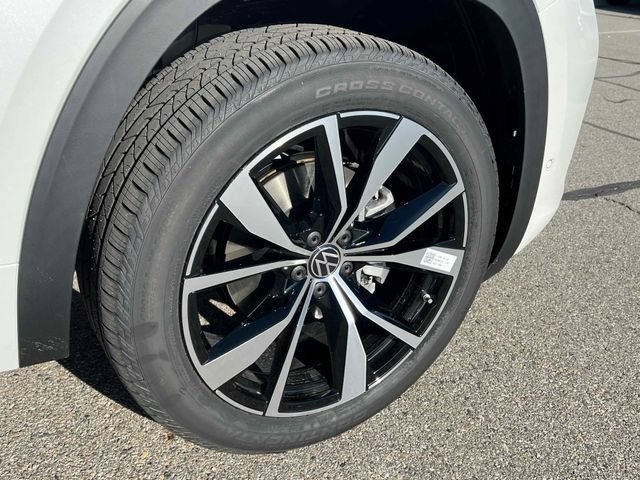 New 2026 Opal White Volkswagen 2.0T SEL Premium R-Line image 9