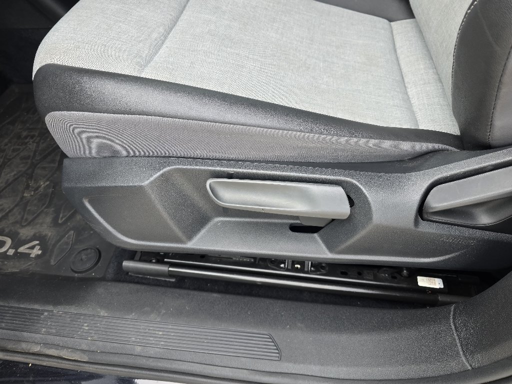 Used 2024 Deep Black Pearl Volkswagen Pro image 16