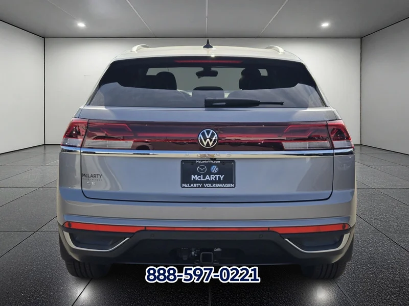 New 2026 Silver Mist Metallic Volkswagen 2.0T SE W/TECHNOLOGY image 4