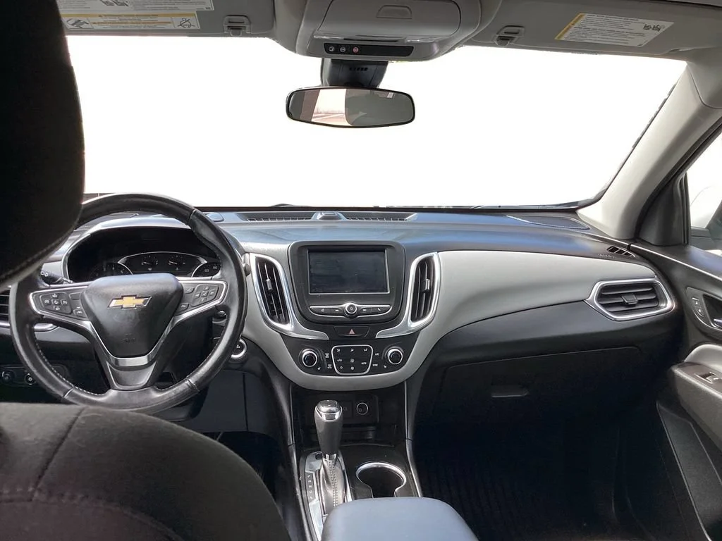 Used 2020 SUMMIT WHITE Chevrolet LT image 11