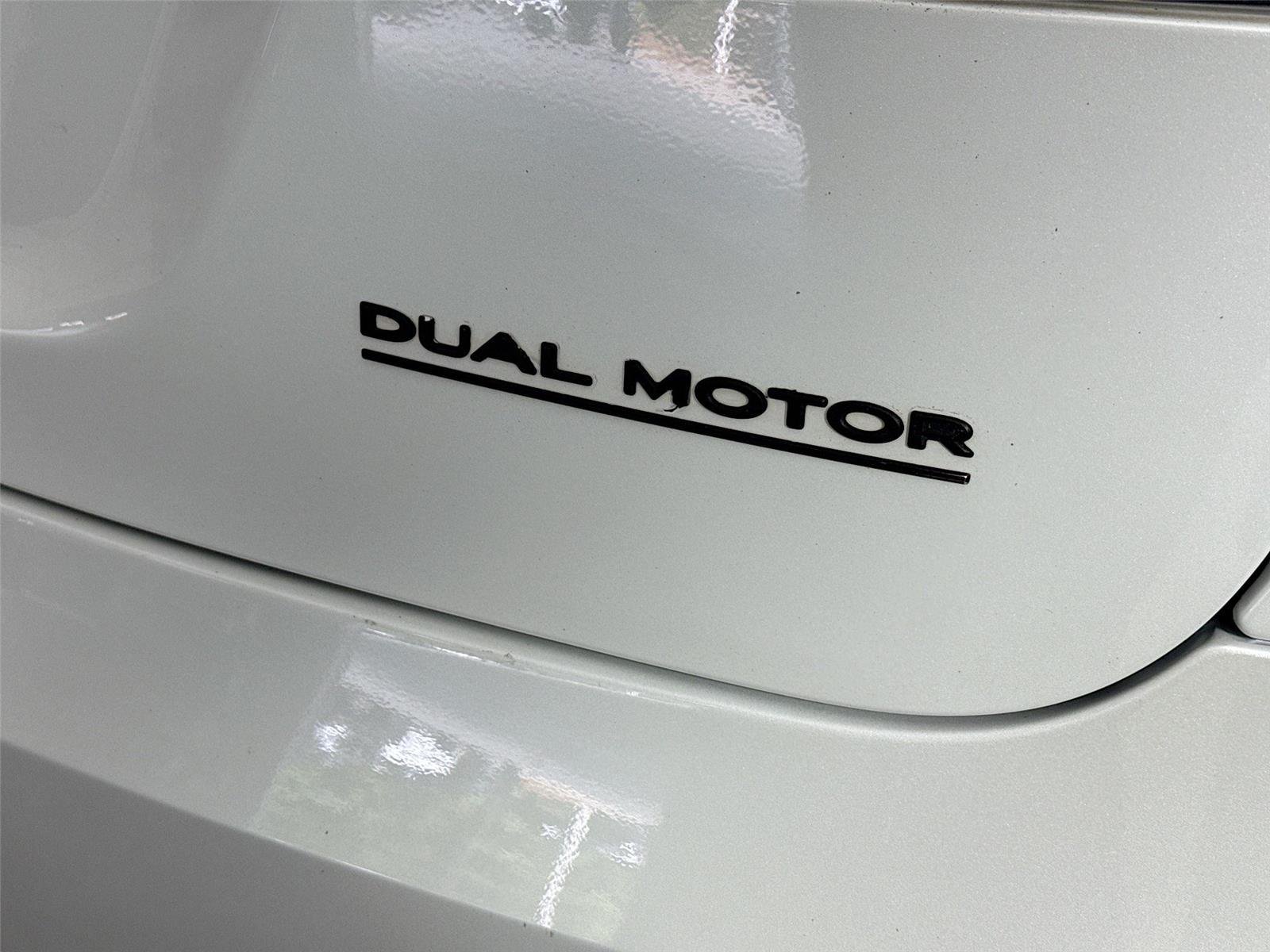 Used 2019 Pearl White Multi-Coat Tesla Performance image 15
