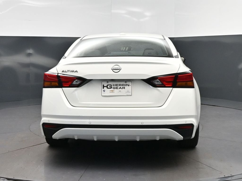 2025 Nissan Altima SV - Photo 6