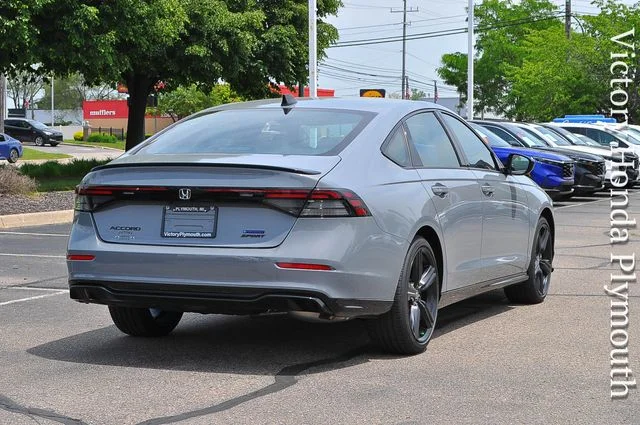 New 2026 Urban Gray Pearl Honda Sport-L image 3