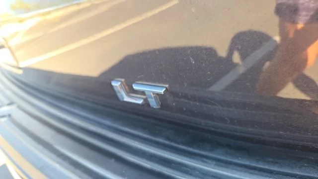 Used 2023 Gray Chevrolet LT image 31