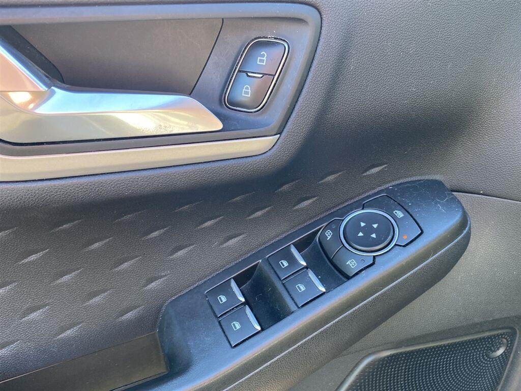 Used 2020 Dark Persian Green Ford SE image 15