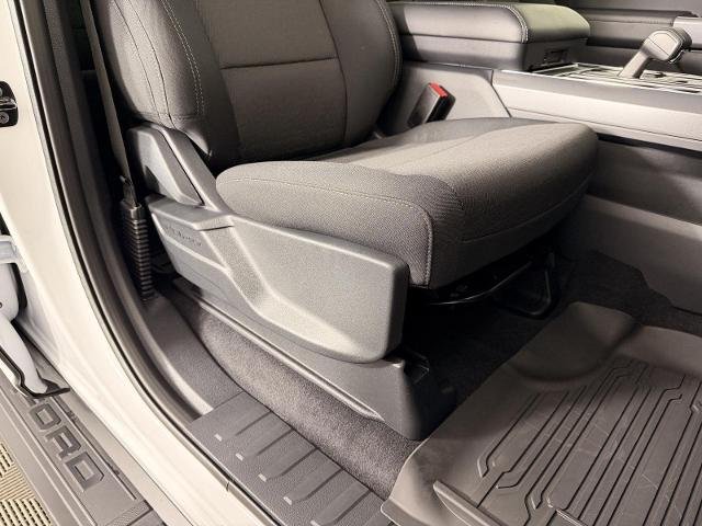 New 2026 Oxford White Ford XLT image 23