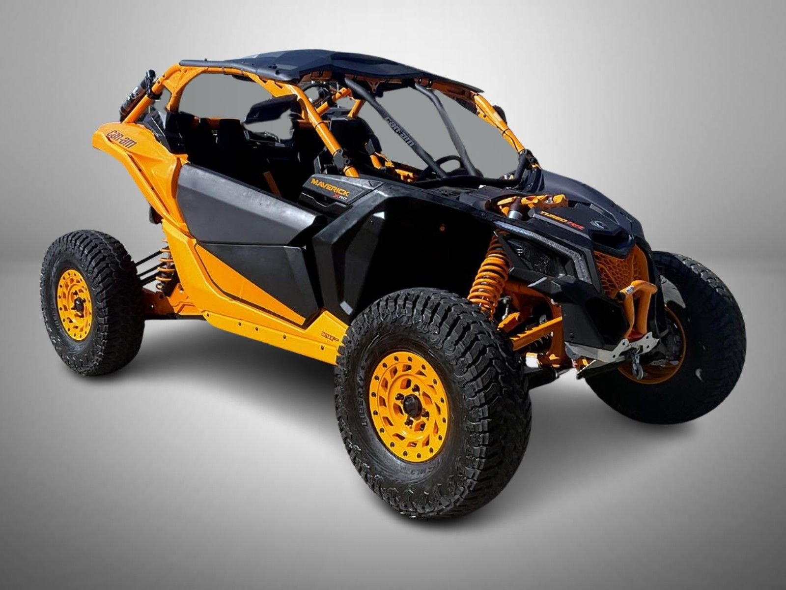 Used 2020 Orange Can-Am X3 image 3