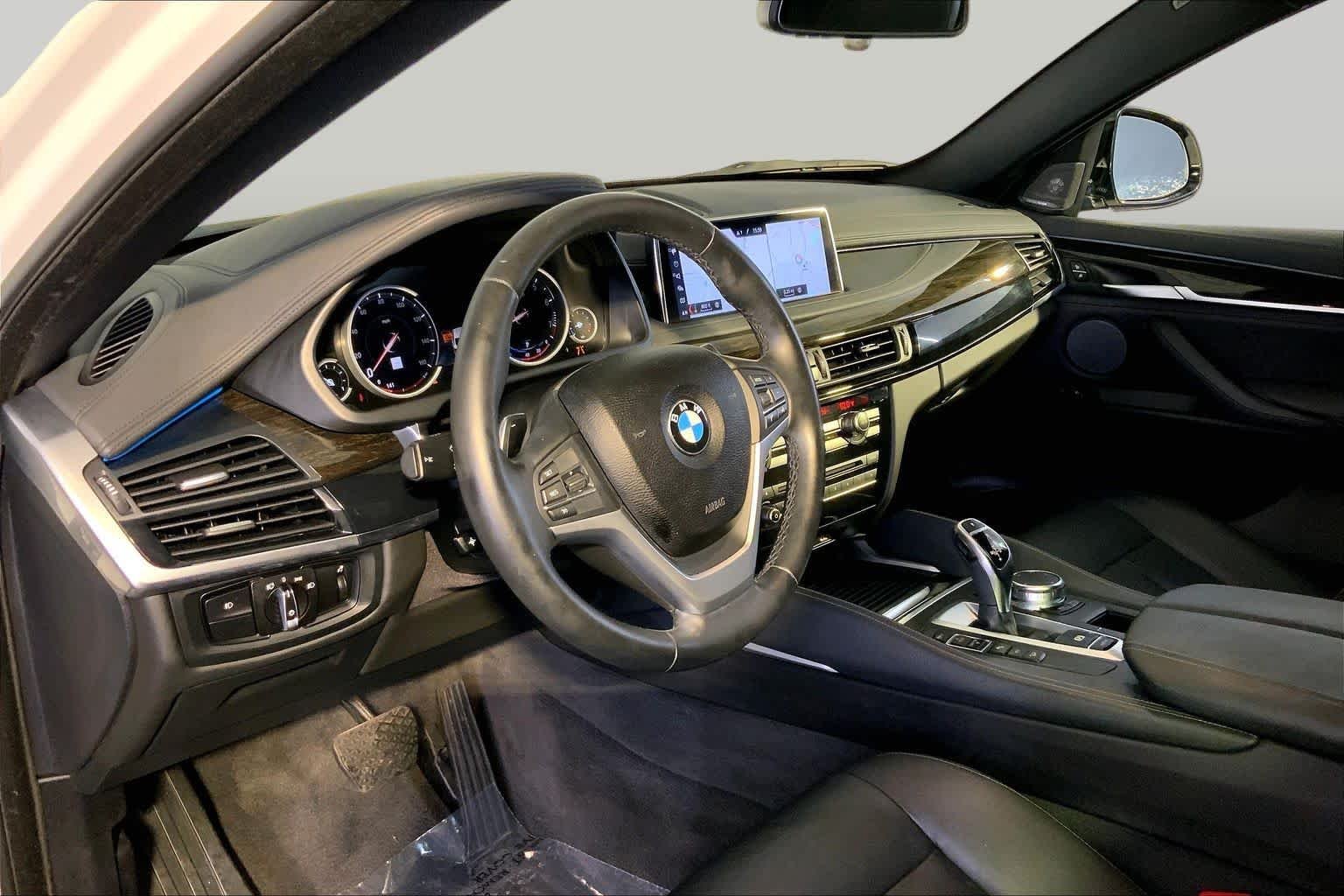 Used 2019 Mineral White Metallic BMW xDrive35i image 18