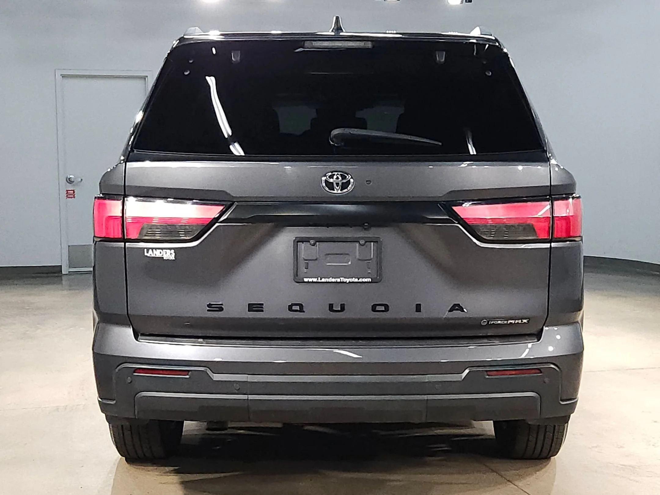 2025 Toyota Sequoia SR5 - Photo 6