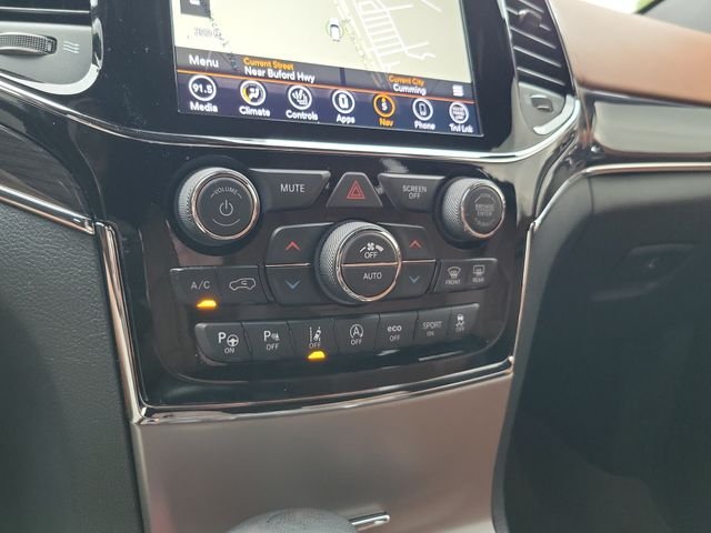 Used 2020 White Jeep Overland image 25