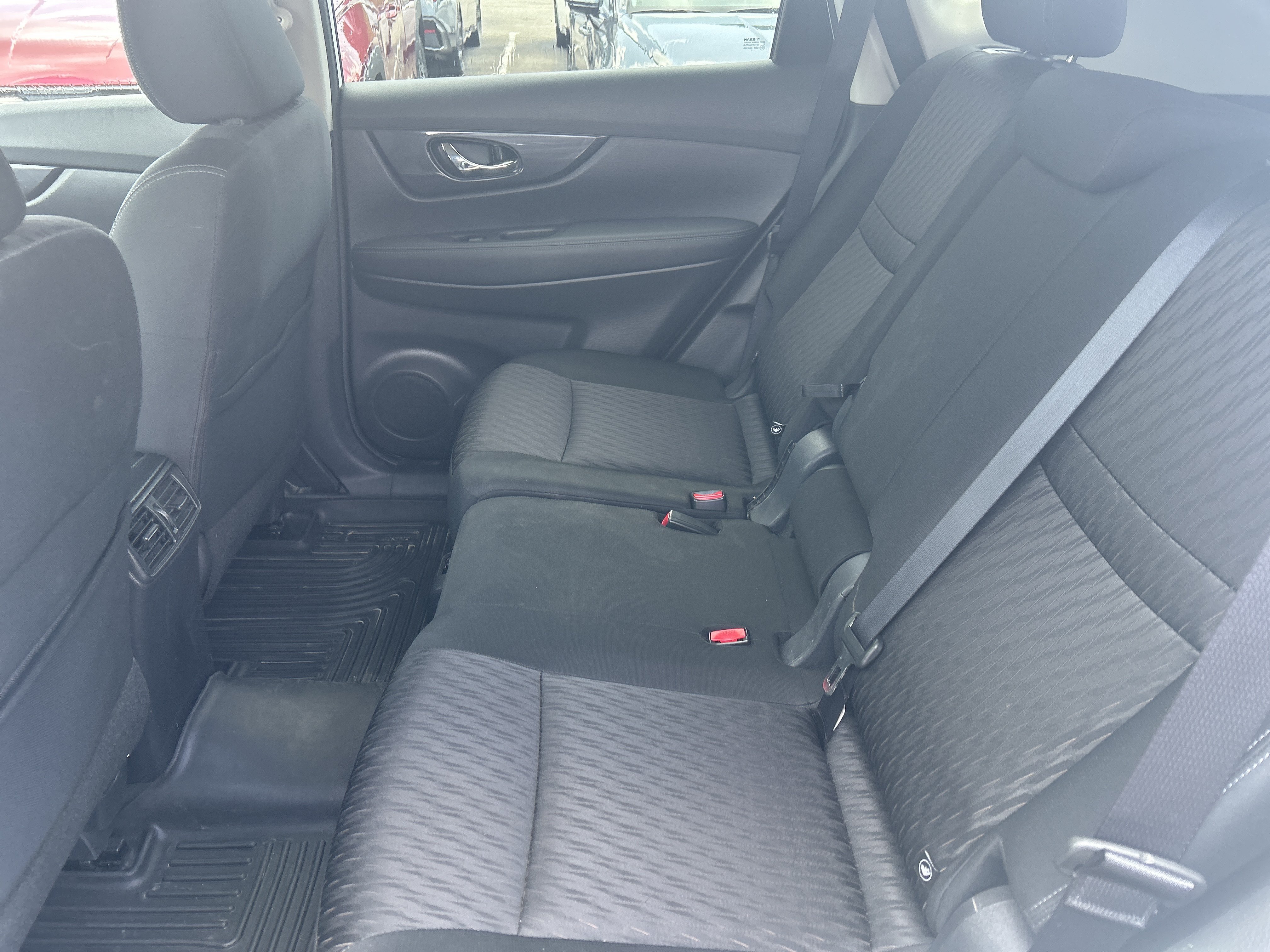 Used 2017 Glacier White Nissan SV image 10