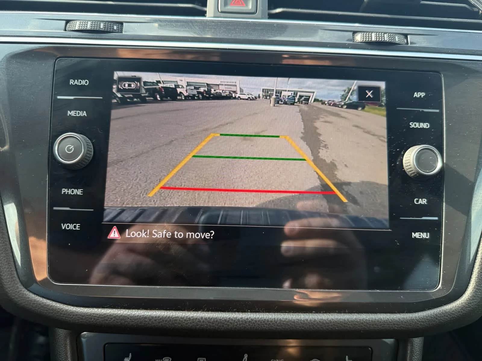 2023 Volkswagen Tiguan SE R-LINE BLACK - Photo 16
