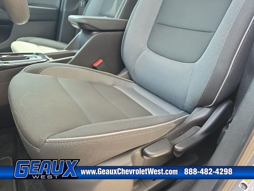Used 2025 Gray Chevrolet LT image 25