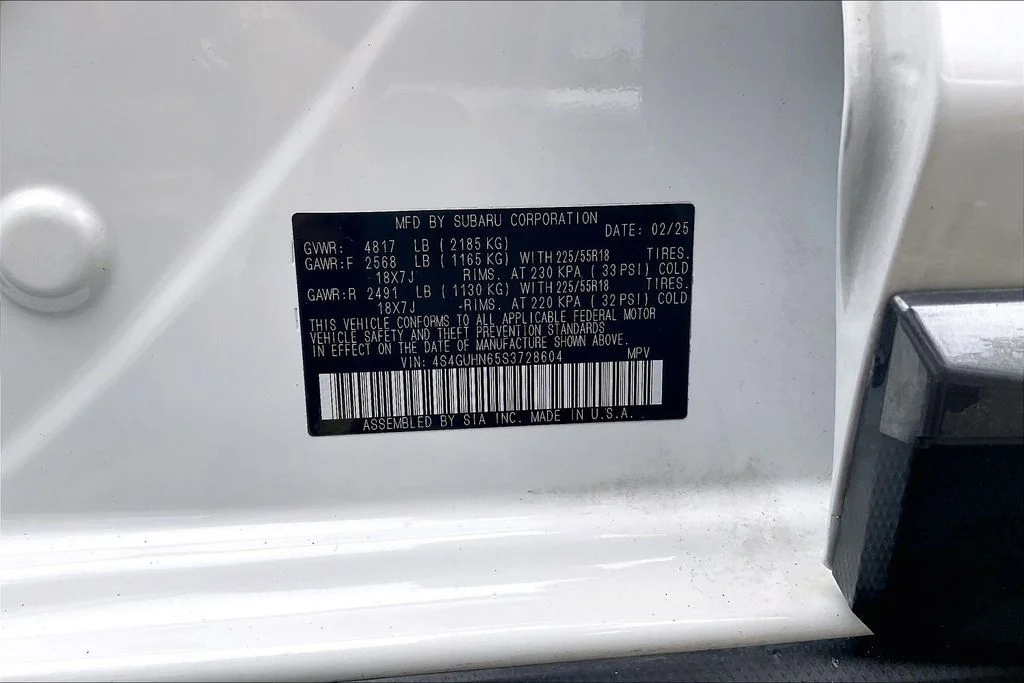 Used 2025 White Subaru Limited image 37